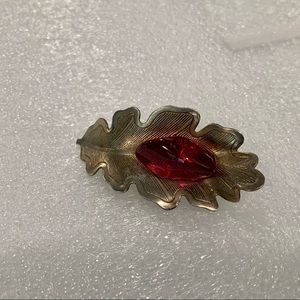 Vintage Gold Leaf with citrine Stone Brooch